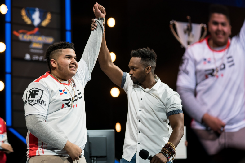 Mena RD ganando la Cup Gaming