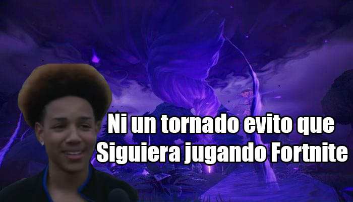 Un furioso tornado no fue suficiente para evitar que este sujeto juegue Fortnite