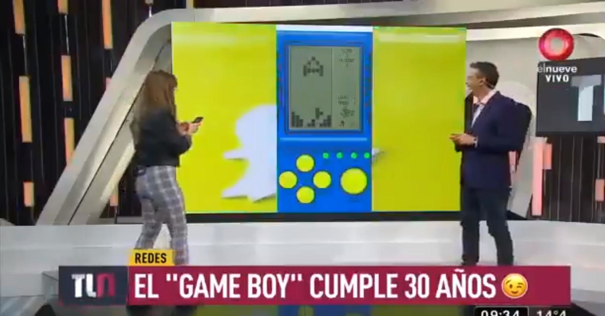 Presentadores de noticiero en Argentina quedan en ridículo en el aniversario del Game Boy