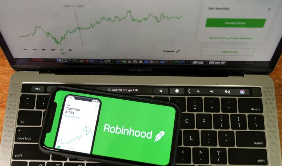 Robinhood review bombing Google Play